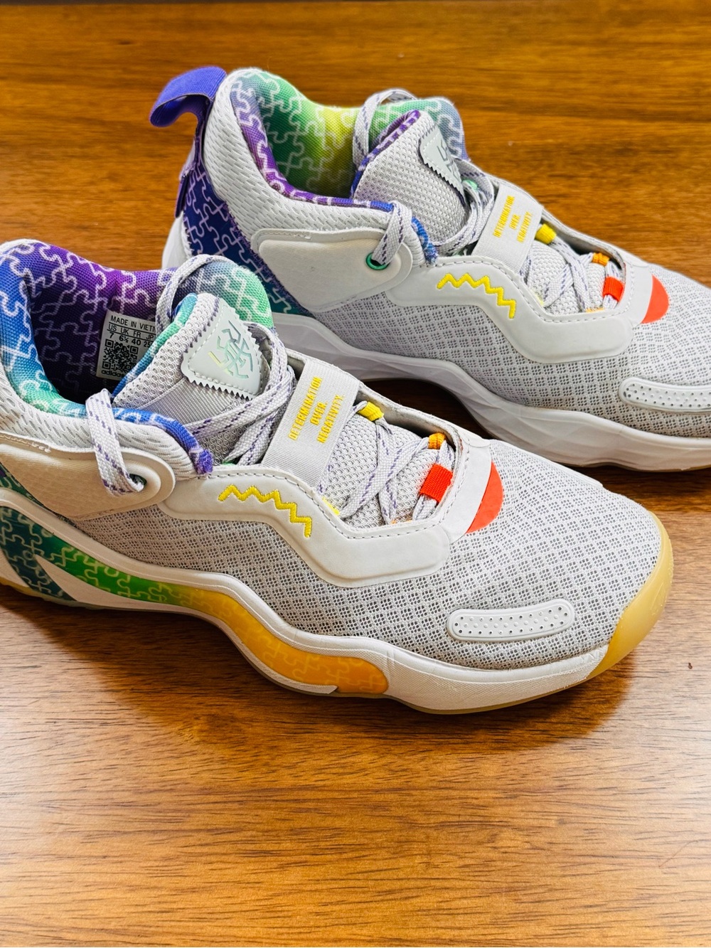 adidas D.O.N. Issue #3 Autism Speaks Basketball Gray Multi Youth 7